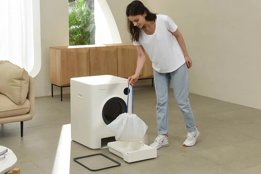 self cleaning litter box